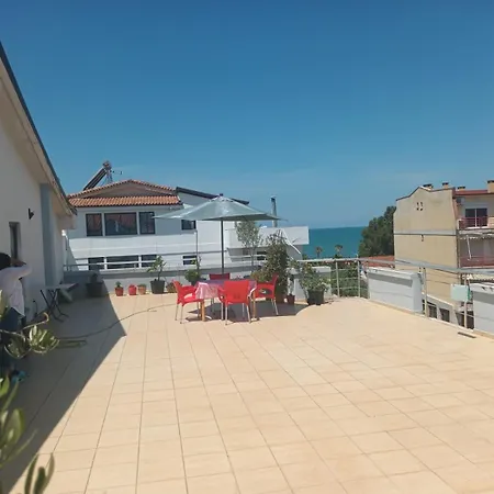 Holiday park Rokes Cozy Corner Golem (Tirana)